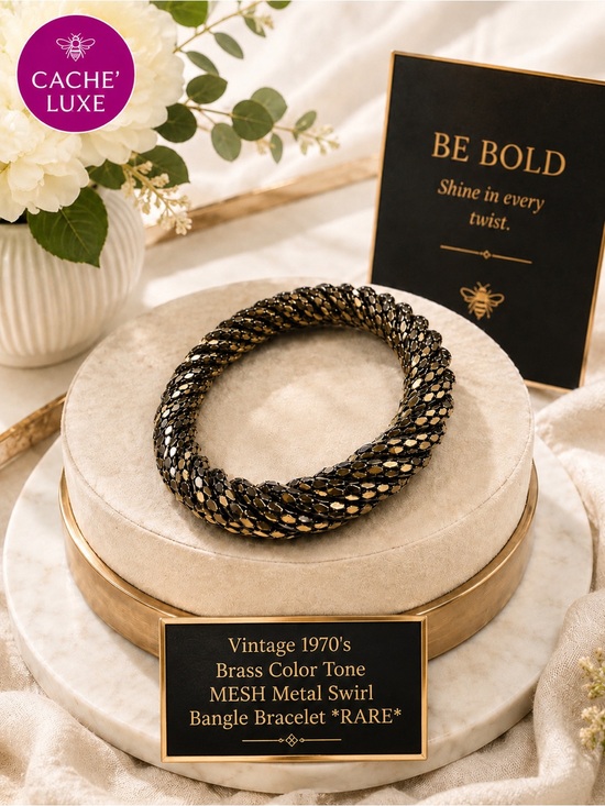 Jewelry - Vintage 1970's Brass Color Tone MESH Metal Swirl Bangle Bracelet *RARE*